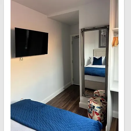 Auld Shebeen فندق مبيت وإفطار ماوت