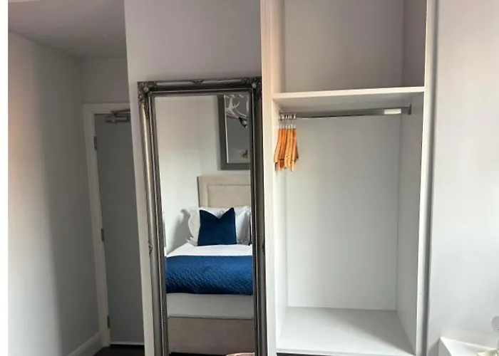 Auld Shebeen * Moate